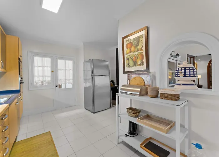 Hébergement de vacances Evergreen Saltwater Pool Villa By Bayside *