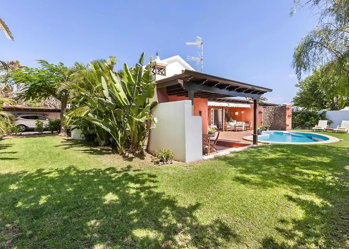 Hébergement de vacances Evergreen Saltwater Pool Villa By Bayside Costa Teguise